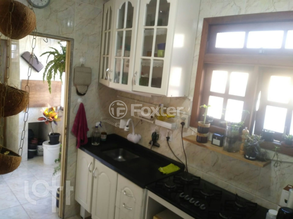 Apartamento à venda com 3 quartos, 74m² - Foto 2