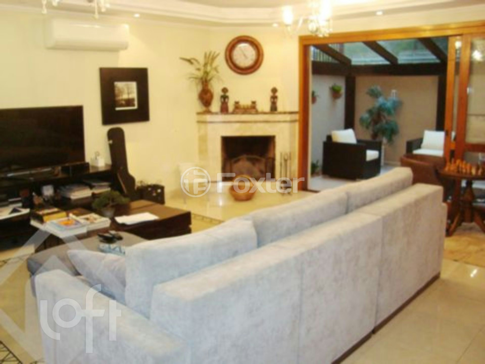 Casa de Condomínio à venda com 3 quartos, 340m² - Foto 1