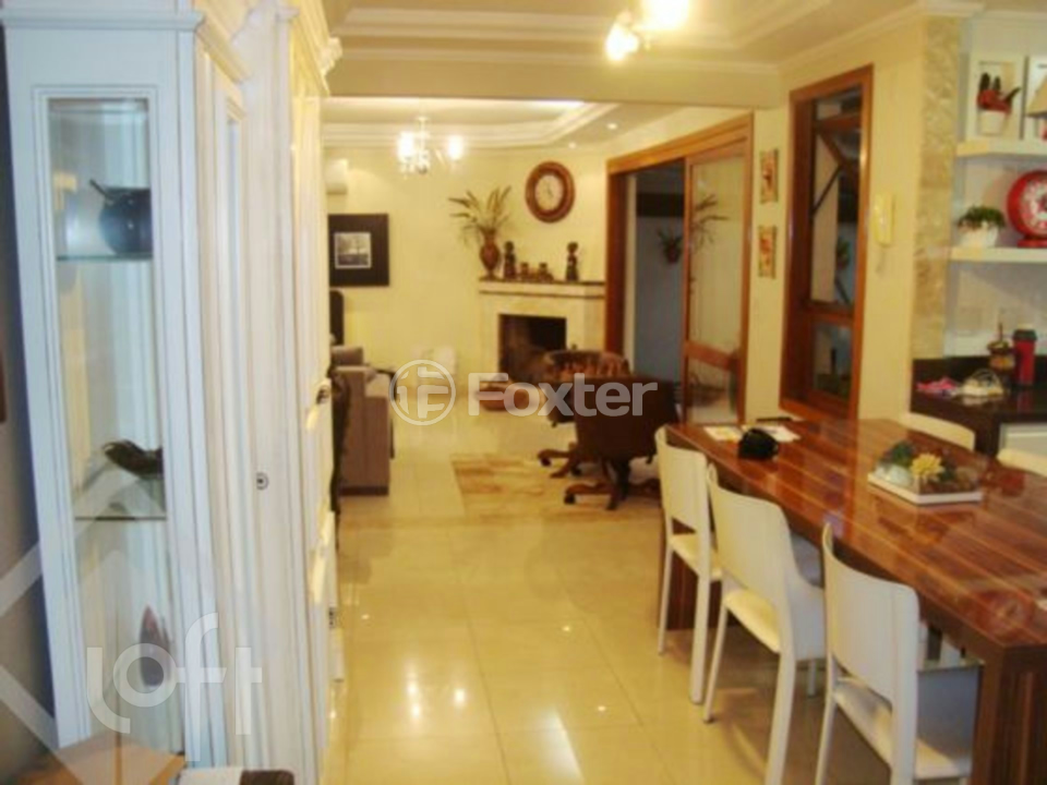 Casa de Condomínio à venda com 3 quartos, 340m² - Foto 4