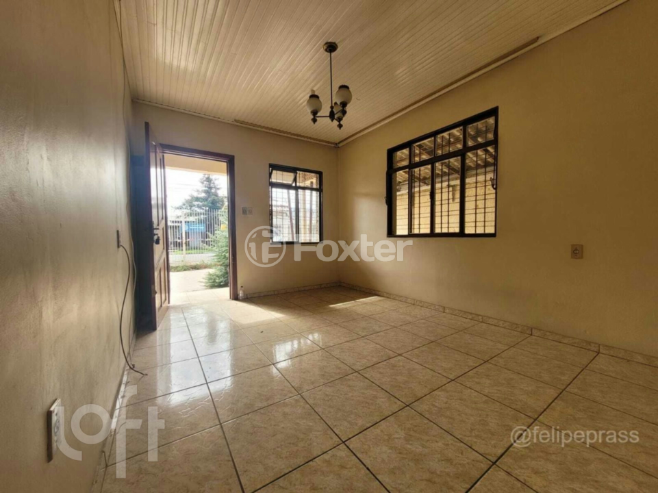 Casa à venda com 3 quartos, 363m² - Foto 3