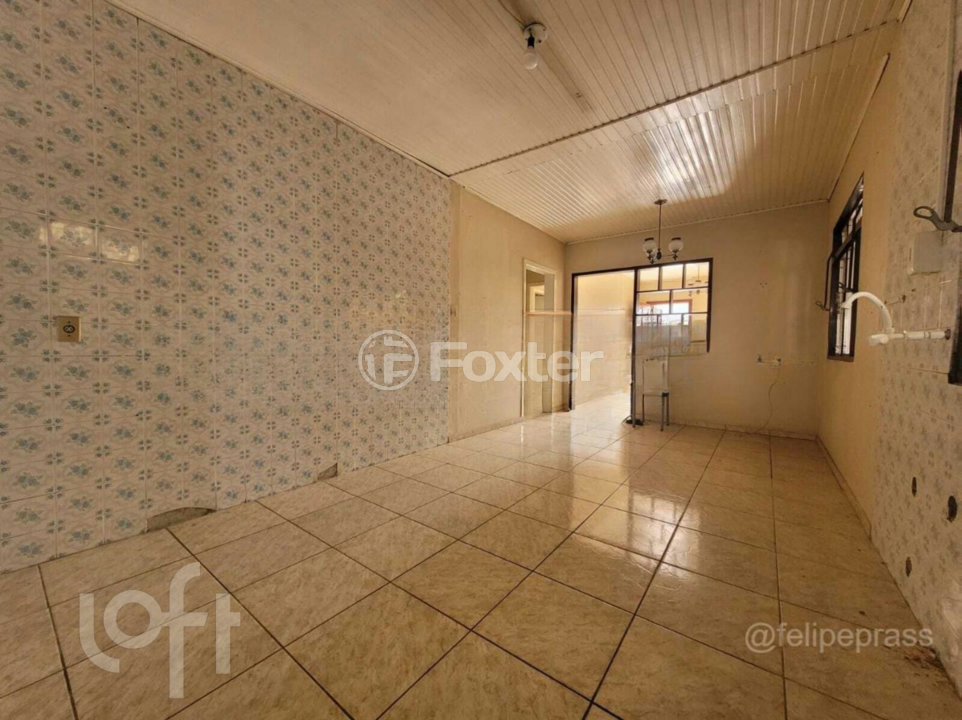 Casa à venda com 3 quartos, 363m² - Foto 4