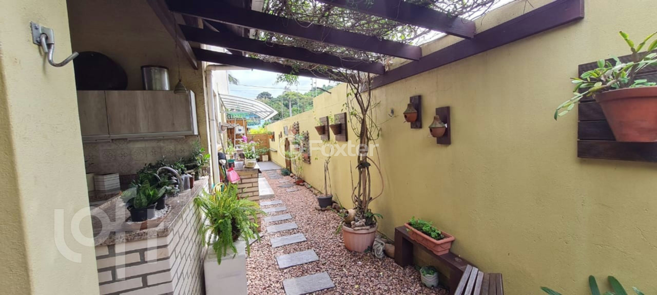Casa de Condomínio à venda com 3 quartos, 140m² - Foto 4