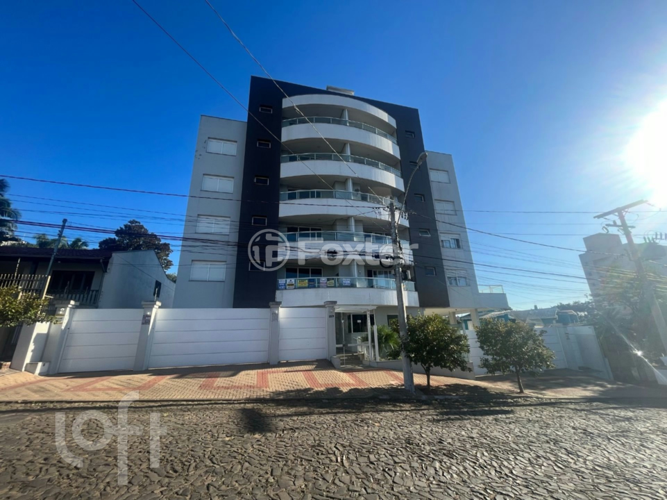 Apartamento à venda com 3 quartos, 124m² - Foto 2
