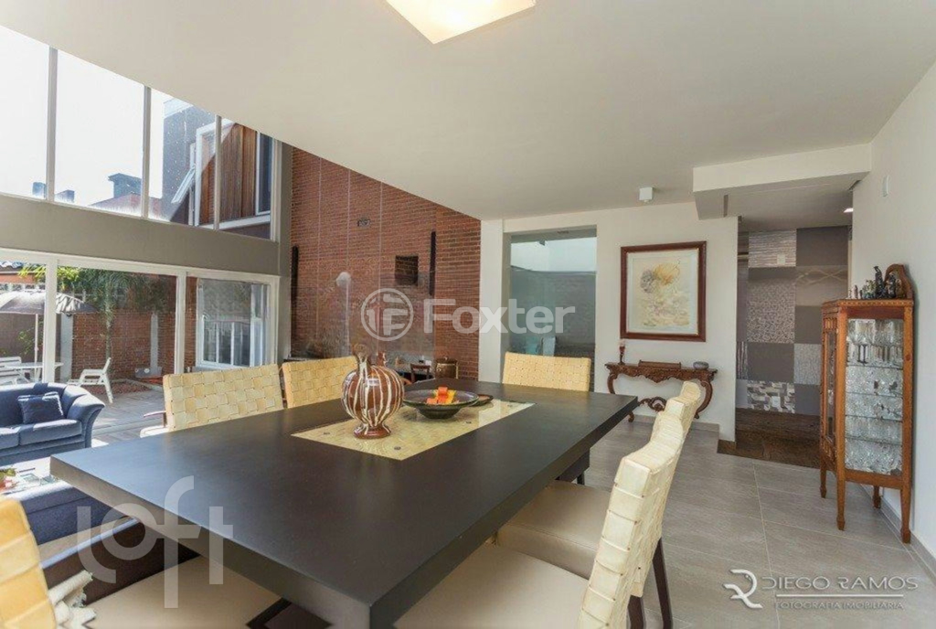 Casa de Condomínio à venda com 3 quartos, 280m² - Foto 3