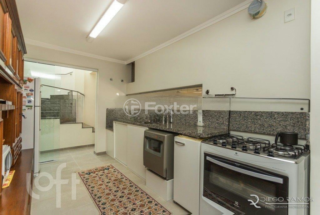 Casa de Condomínio à venda com 3 quartos, 280m² - Foto 29