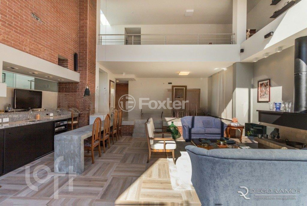 Casa de Condomínio à venda com 3 quartos, 280m² - Foto 1