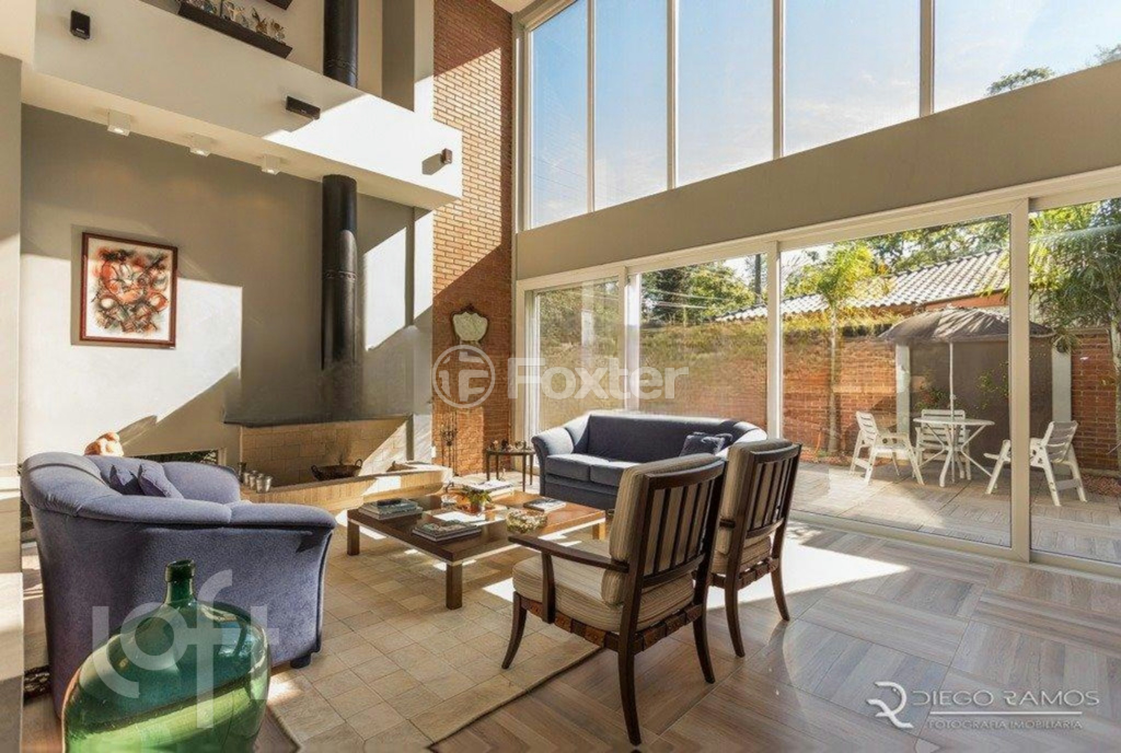 Casa de Condomínio à venda com 3 quartos, 280m² - Foto 2
