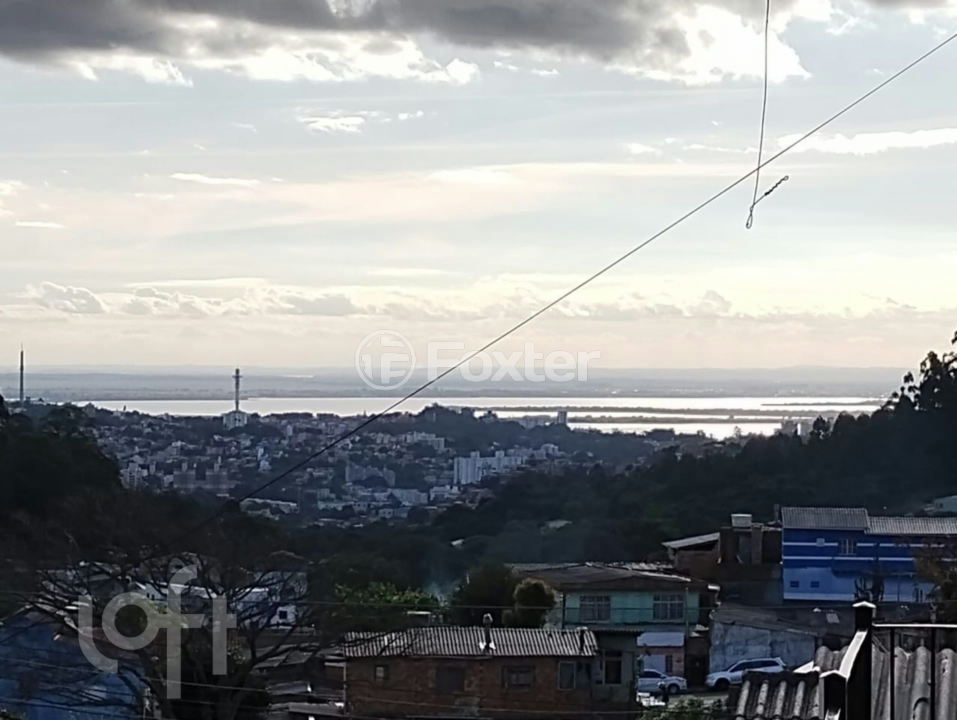 Casa à venda com 4 quartos, 210m² - Foto 4
