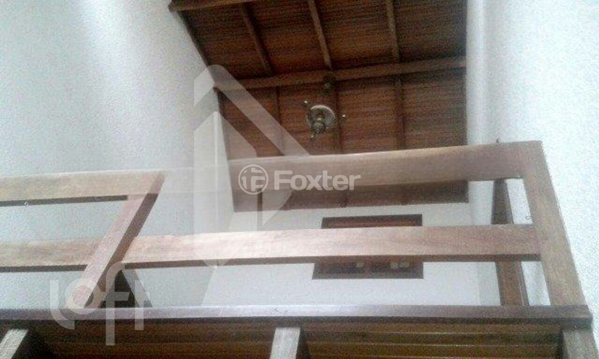 Casa à venda com 4 quartos, 156m² - Foto 2