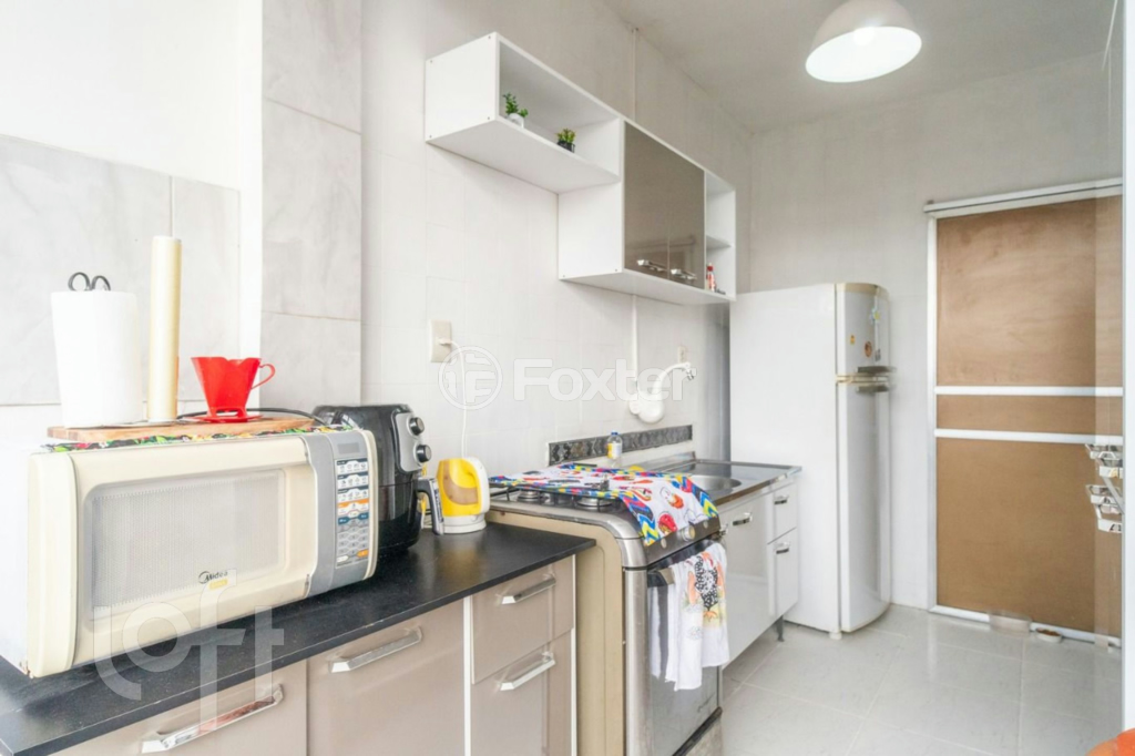 Apartamento à venda com 2 quartos, 79m² - Foto 17