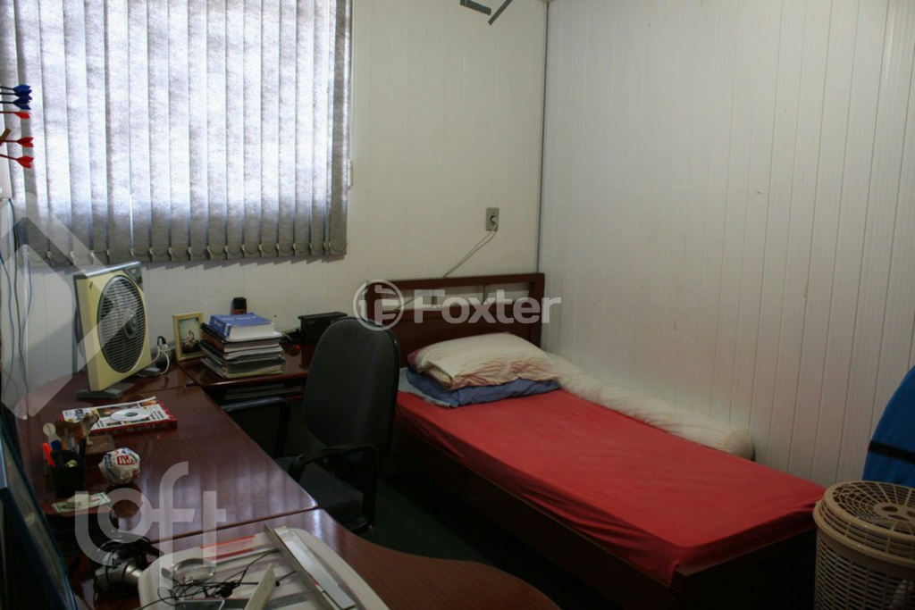 Casa à venda com 6 quartos, 220m² - Foto 18