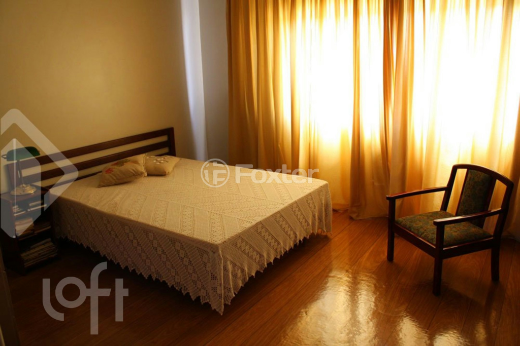 Casa à venda com 6 quartos, 220m² - Foto 5