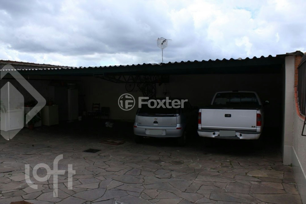 Casa à venda com 6 quartos, 220m² - Foto 26