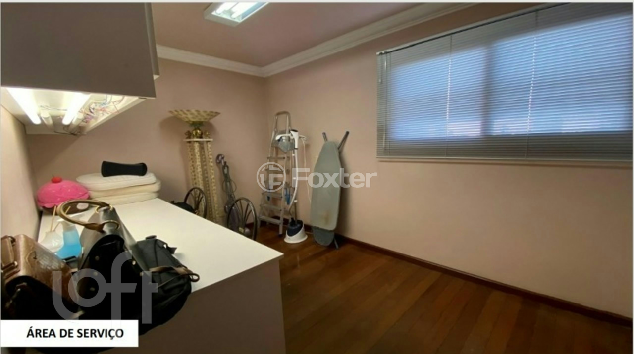 Apartamento à venda com 3 quartos, 234m² - Foto 8