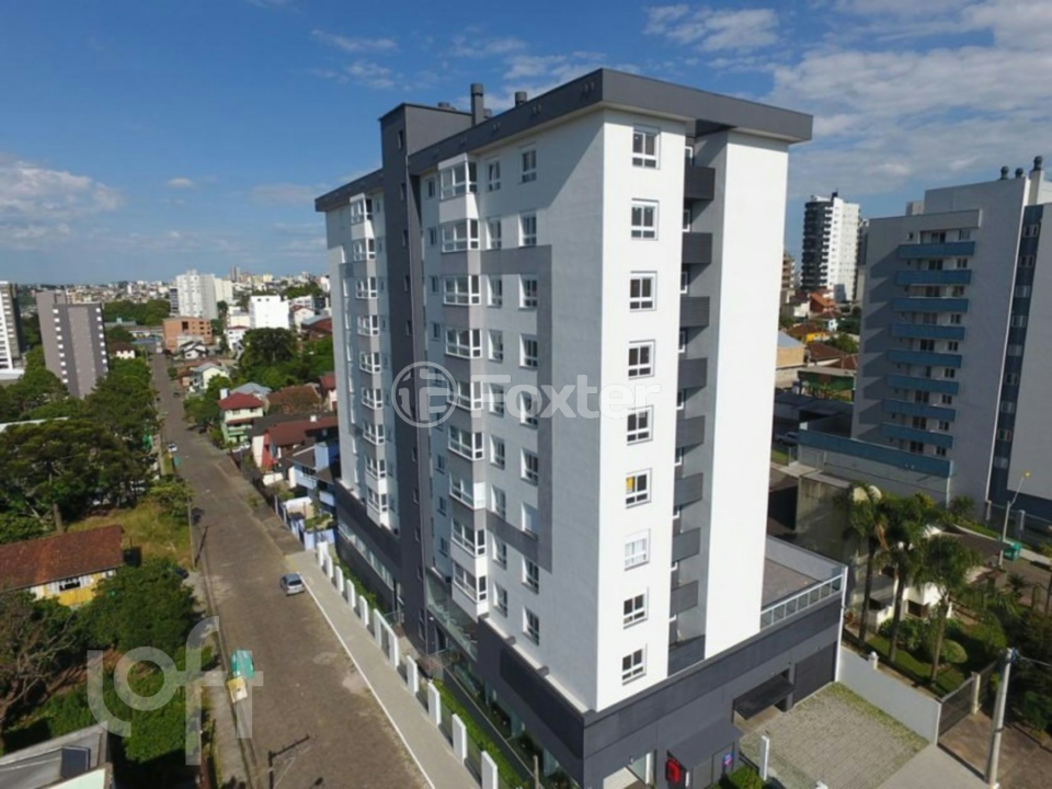 Apartamento à venda com 3 quartos, 100m² - Foto 1