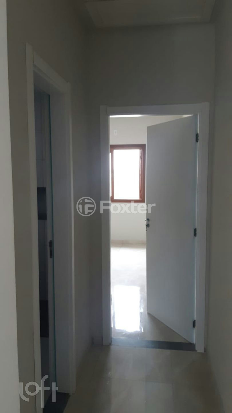 Casa à venda com 2 quartos, 54m² - Foto 3