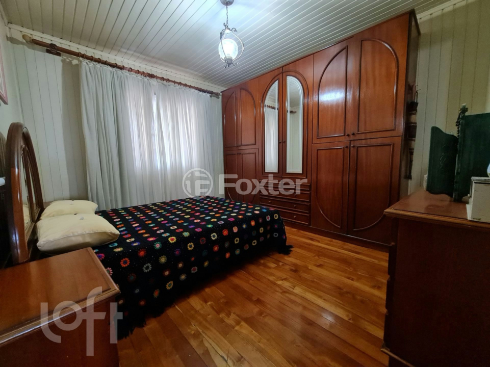 Casa à venda com 6 quartos, 254m² - Foto 9
