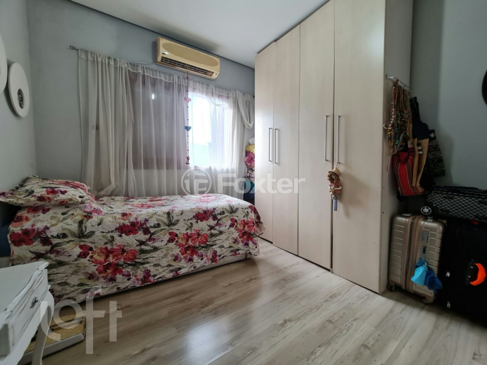 Casa à venda com 6 quartos, 254m² - Foto 32