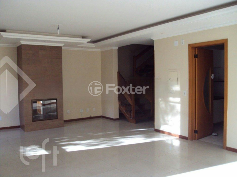 Casa de Condomínio à venda com 3 quartos, 178m² - Foto 2
