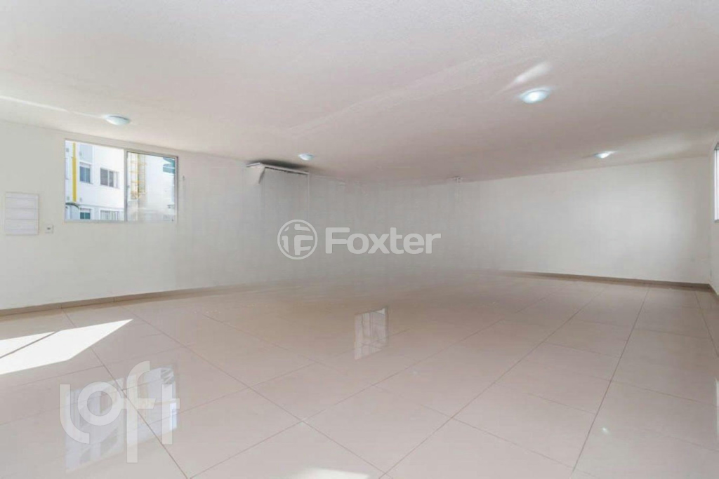 Apartamento à venda com 2 quartos, 42m² - Foto 15