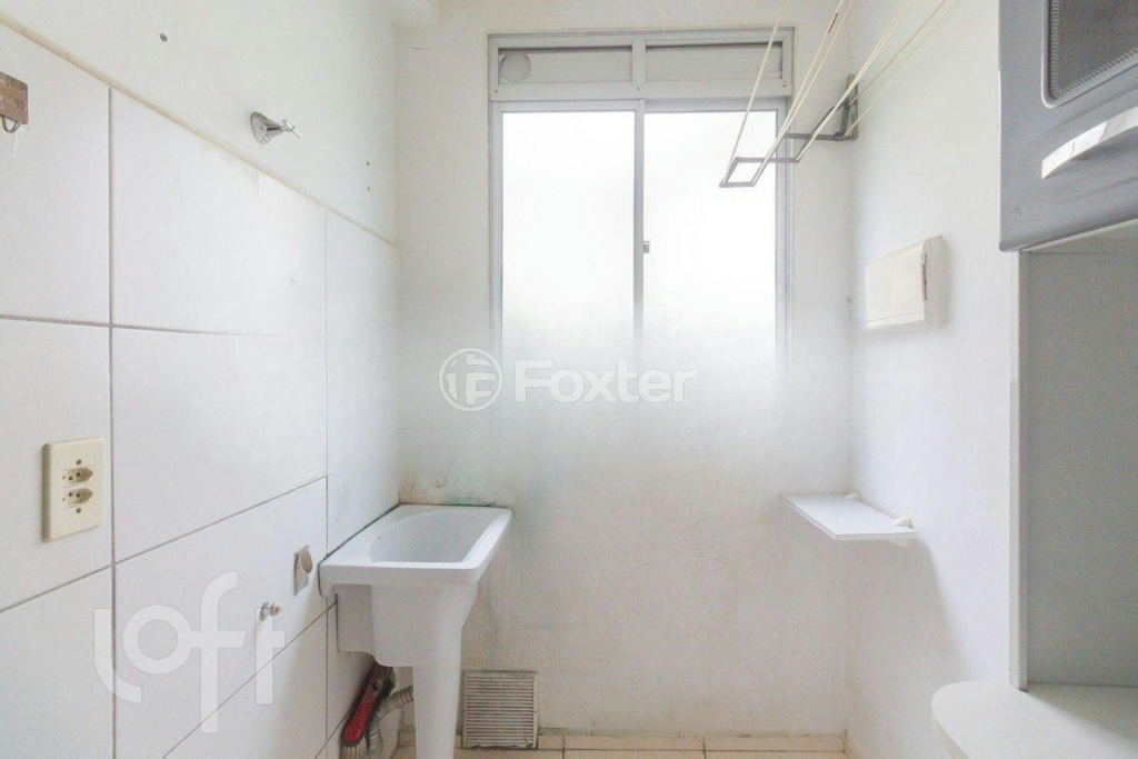 Apartamento à venda com 2 quartos, 42m² - Foto 2