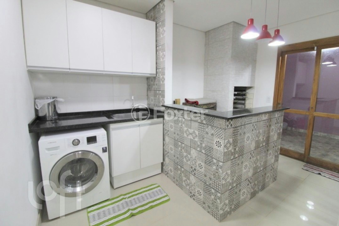 Casa à venda com 3 quartos, 120m² - Foto 4