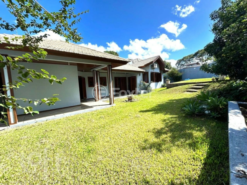 Casa à venda com 3 quartos, 270m² - Foto 39