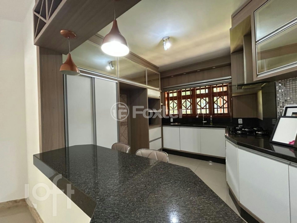 Casa à venda com 3 quartos, 270m² - Foto 12