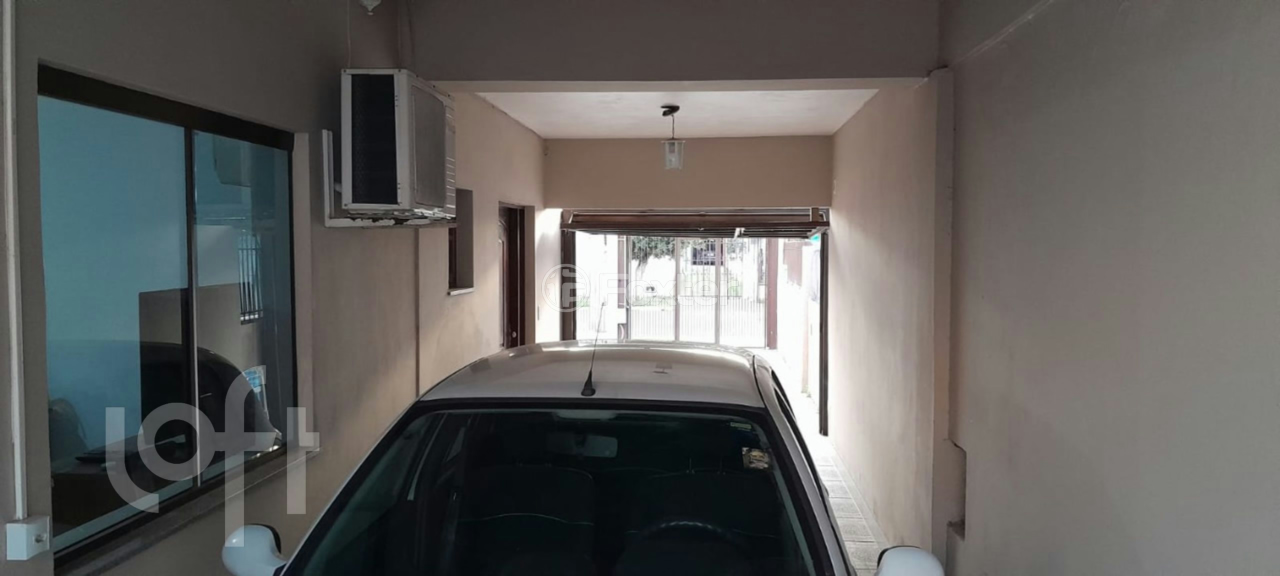 Casa à venda com 3 quartos, 240m² - Foto 8