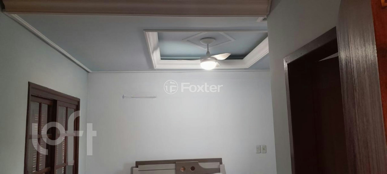 Casa à venda com 3 quartos, 240m² - Foto 25