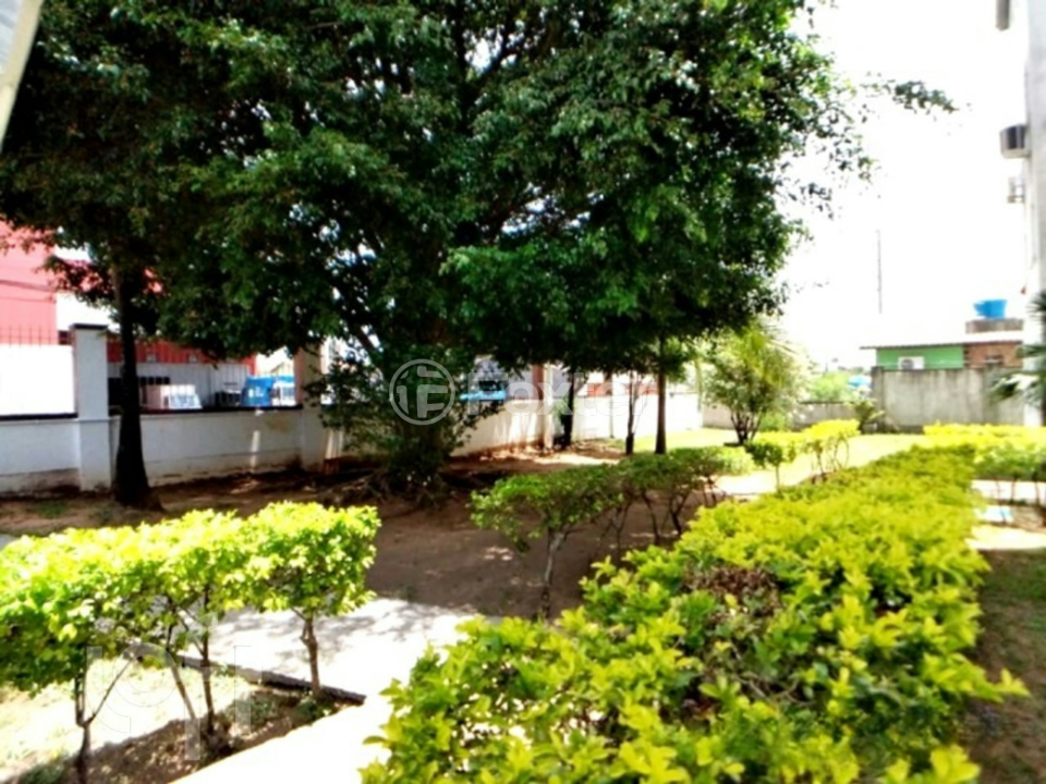 Apartamento à venda com 2 quartos, 44m² - Foto 12