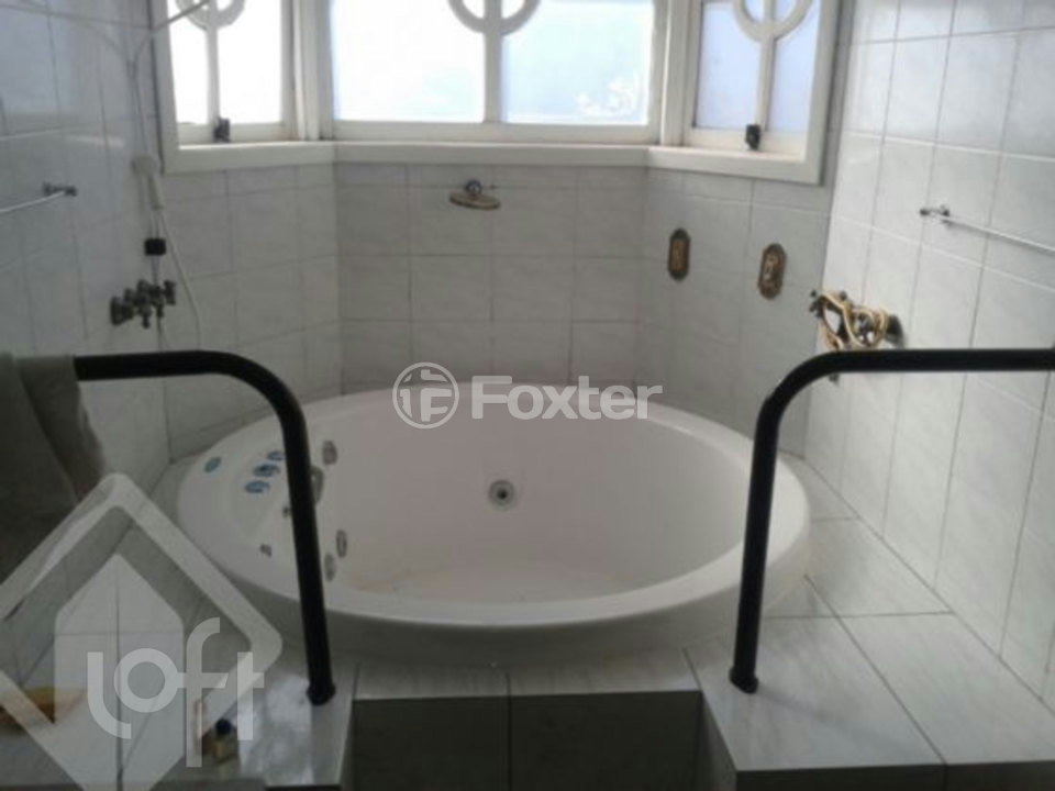 Casa de Condomínio à venda com 4 quartos, 450m² - Foto 20