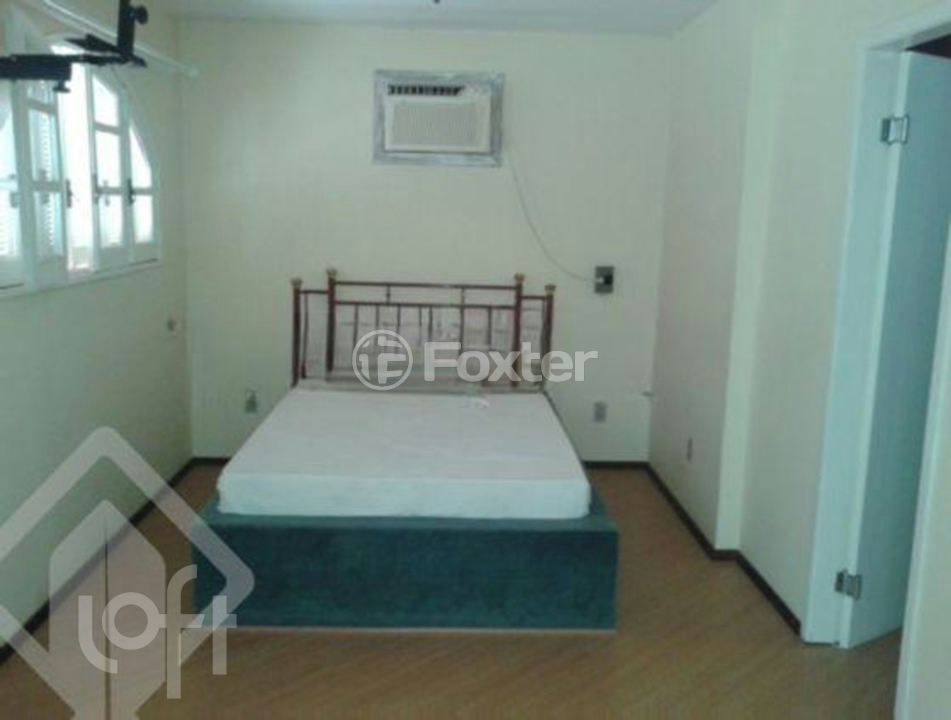 Casa de Condomínio à venda com 4 quartos, 450m² - Foto 19
