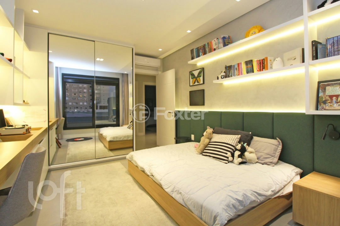 Casa de Condomínio à venda com 4 quartos, 220m² - Foto 43