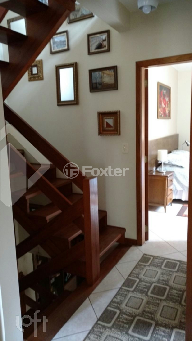 Casa de Condomínio à venda com 3 quartos, 240m² - Foto 6