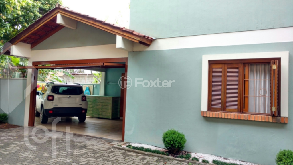 Casa de Condomínio à venda com 3 quartos, 240m² - Foto 24
