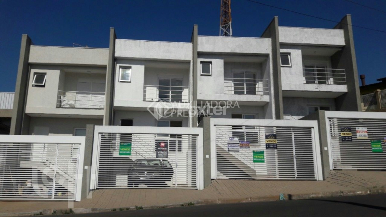 Casa à venda com 3 quartos, 99m² - Foto 1