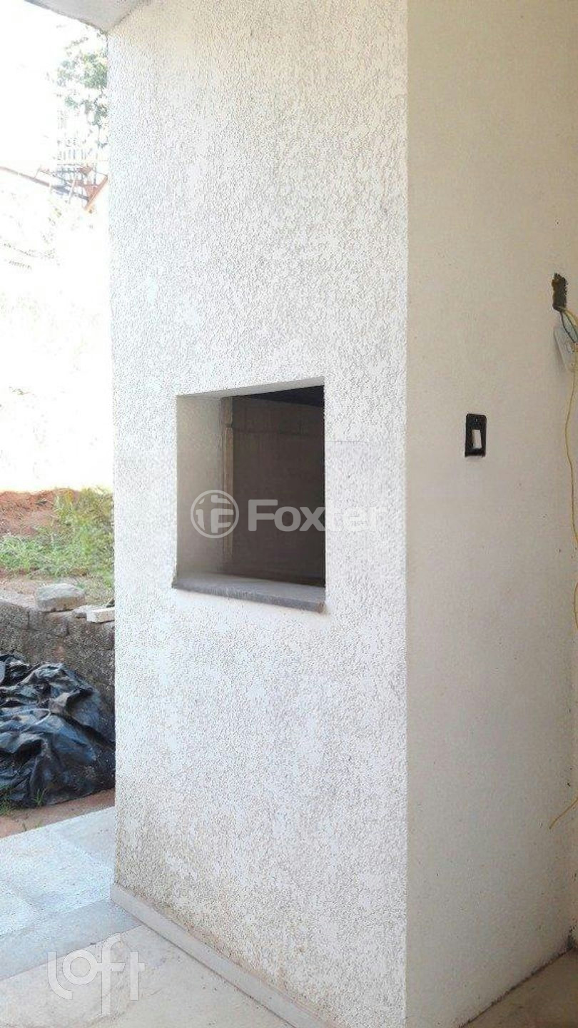 Casa à venda com 3 quartos, 99m² - Foto 2