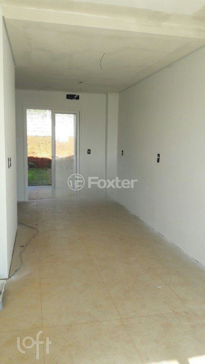 Casa à venda com 3 quartos, 99m² - Foto 11