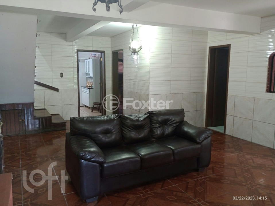Casa à venda com 4 quartos, 233m² - Foto 2