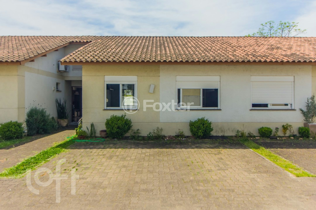 Casa de Condomínio à venda com 3 quartos, 122m² - Foto 2