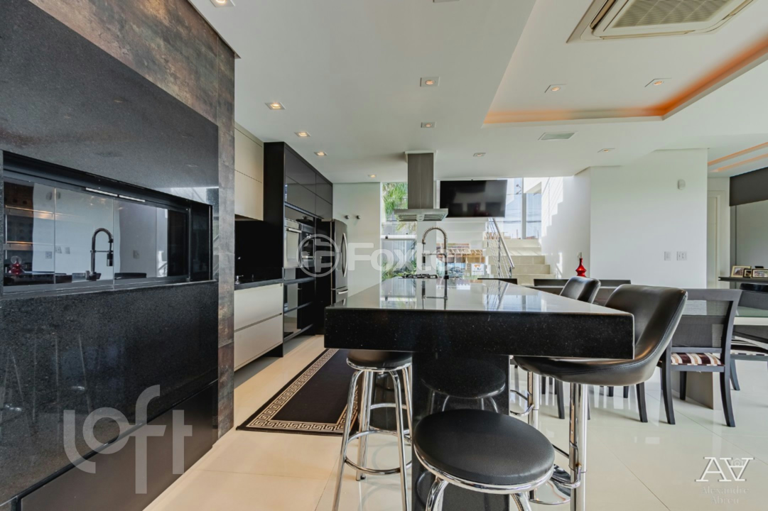 Casa de Condomínio à venda com 4 quartos, 419m² - Foto 7
