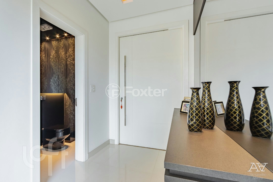 Casa de Condomínio à venda com 4 quartos, 419m² - Foto 1