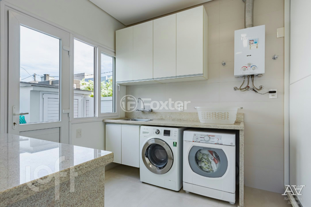 Casa de Condomínio à venda com 4 quartos, 419m² - Foto 23