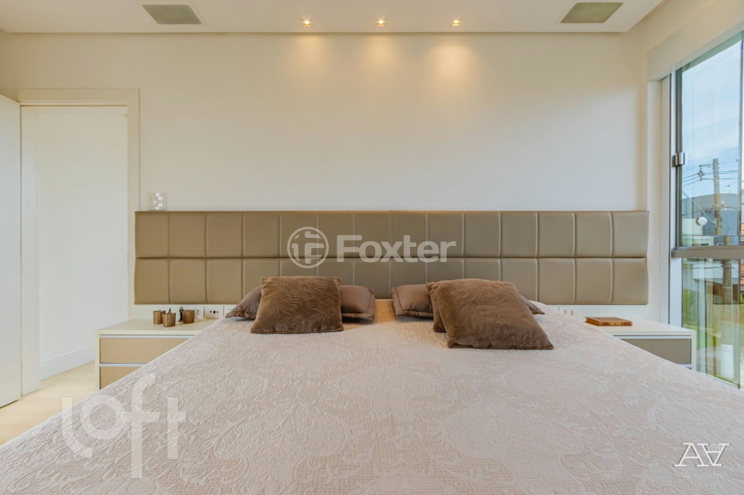Casa de Condomínio à venda com 4 quartos, 419m² - Foto 36