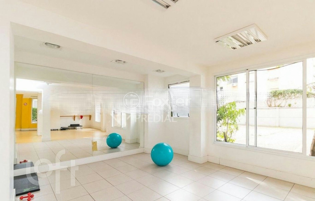 Apartamento à venda com 3 quartos, 68m² - Foto 45