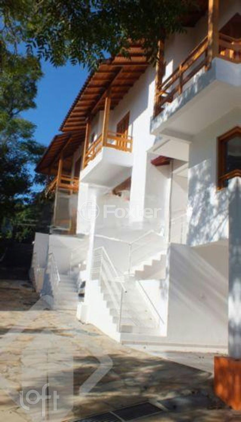 Casa de Condomínio à venda com 3 quartos, 131m² - Foto 1