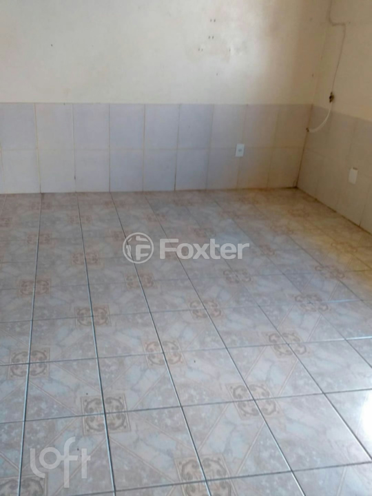 Casa de Condomínio à venda com 1 quarto, 45m² - Foto 2