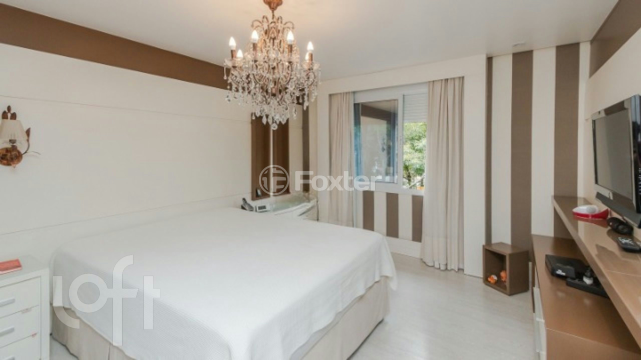 Casa de Condomínio à venda com 4 quartos, 446m² - Foto 33