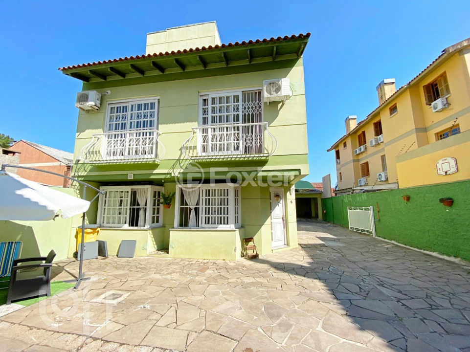Casa de Condomínio à venda com 3 quartos, 181m² - Foto 29